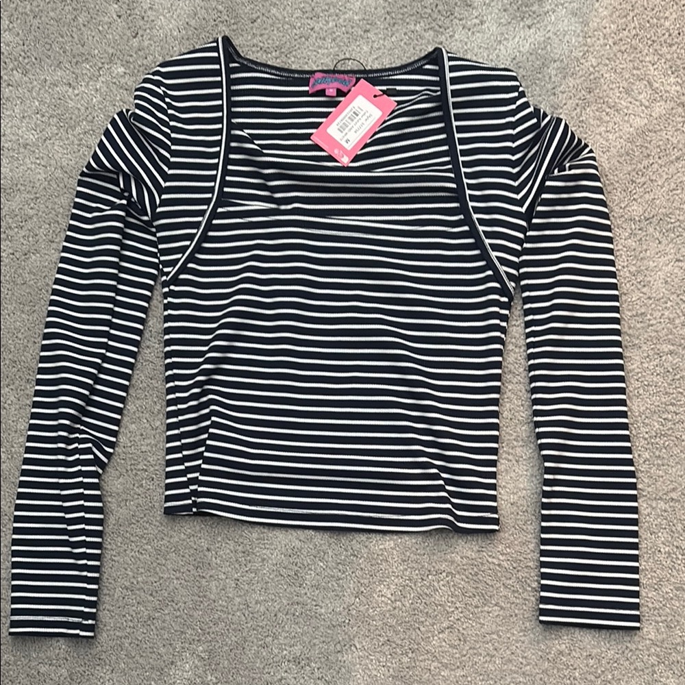 Edikted Black and White Fitted Crop Blouse